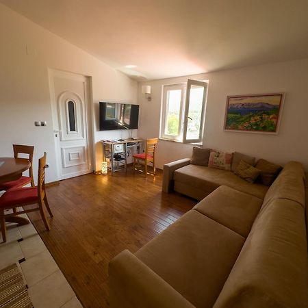 Bellavista Jelsa 2+2 Apartment Exterior photo