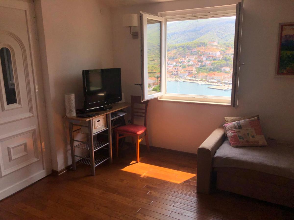 Bellavista Jelsa 2+2 Apartment Exterior photo